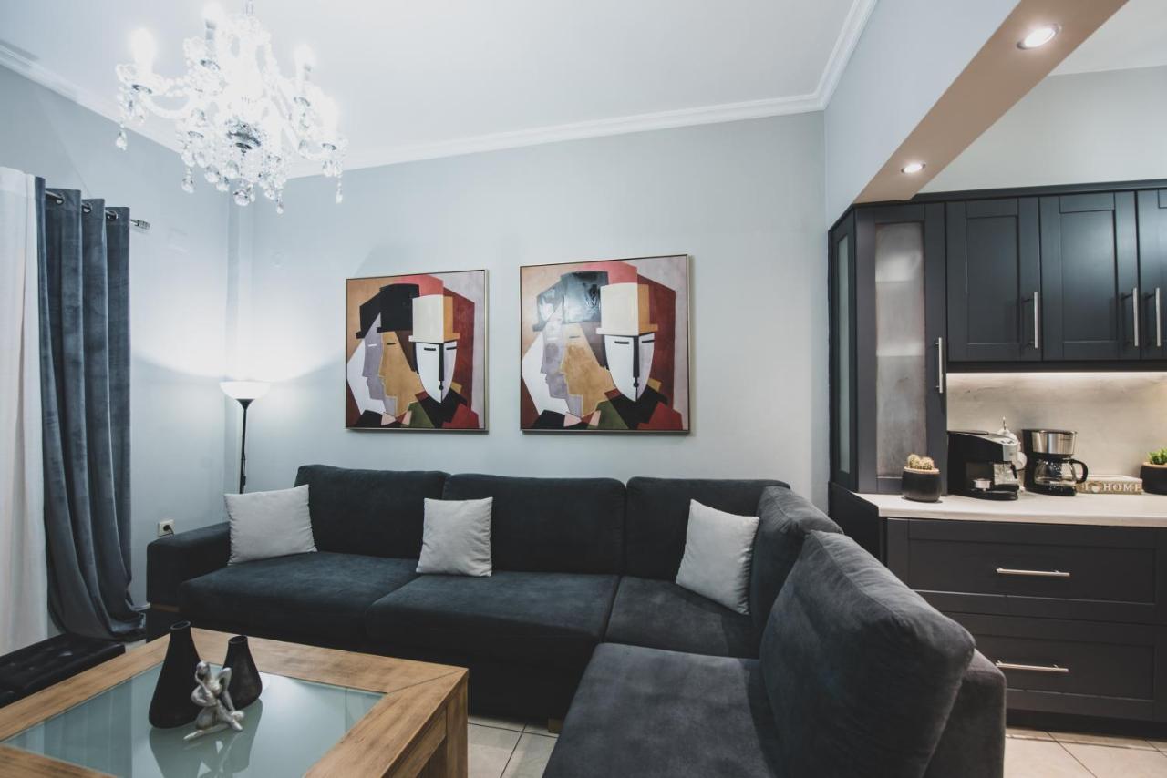 Luxury Katrinas Apartment With Outdoor Jacuzzi コルフ島 エクステリア 写真