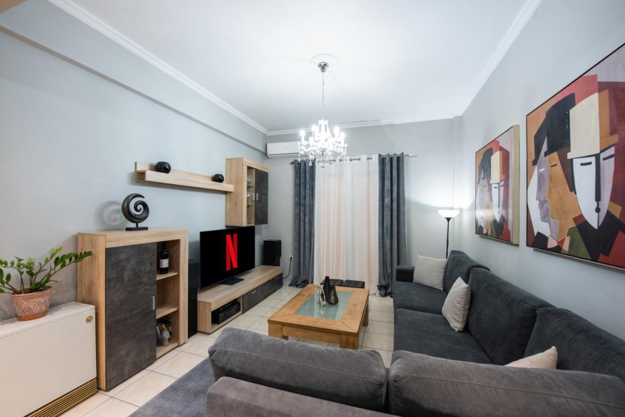 Luxury Katrinas Apartment With Outdoor Jacuzzi コルフ島 エクステリア 写真