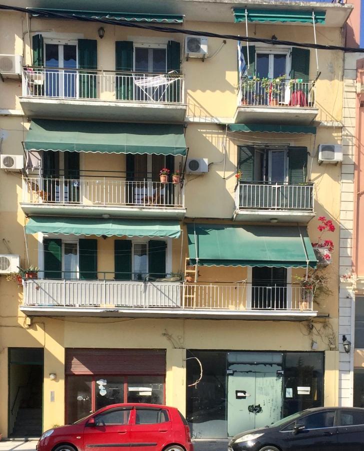 Luxury Katrinas Apartment With Outdoor Jacuzzi コルフ島 エクステリア 写真